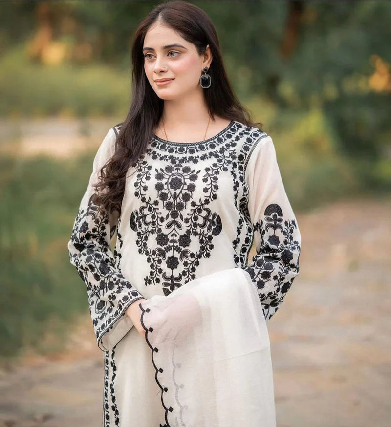 (Open Parcel Before Payment) Agha noor omal luxury collection unstitched with Chiffon Embroidery Dopatta